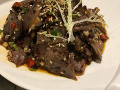 凉拌牛展肉-百年果林椰子鸡(中洲店)