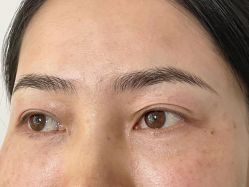 -一个差评成就的纹眉店