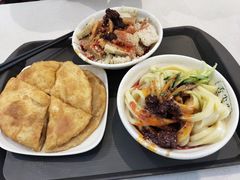 -舌尖尖传统小吃(万达店)