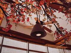 -蜜桃餐厅·伴山(湖滨商业街店)