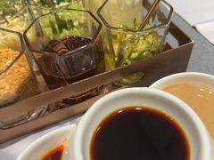 -红鼎豆捞·非遗鲍皇汤火锅(宝丰路店)