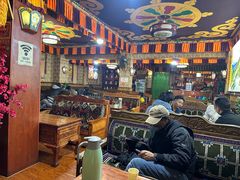 -嘎咓讓咘藏餐厅(团结新村店)
