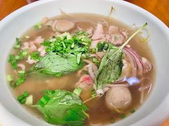 火车头特别牛肉汤河粉-甘容西贡越南粉