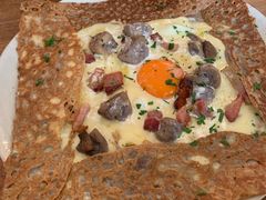 鸡蛋蘑菇熏肉荞麦可丽饼-RAC BAR(安福路店)