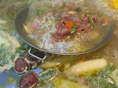 -乡土黄·鲜牛肉火锅·小龙虾(兴业街店)