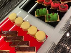 -Salon de The de Joel Robuchon(外滩18号店)