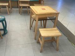 -塔斯汀中国汉堡(徐汇汇京广场店)