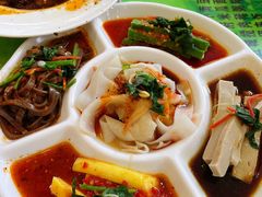 小吃五拼-令氏家外家周秦食府(高新店)