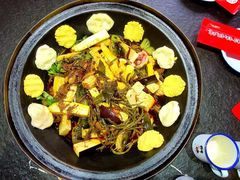-缘福乡村铁锅炖民宿(八达岭店)