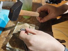 -十八字金·银饰·拼豆·开蚌DIY(魏公芳华里店)