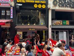 -BHC炸鸡(明洞总店)