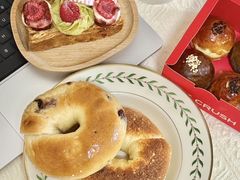 -HOT CRUSH趁热集合·现烤面包(环球港店)