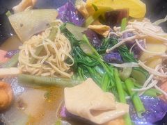 -万记麻辣烫国展总店