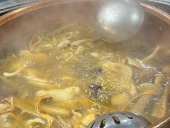 -阿山卓·野生菌火锅·纳西火塘烤肉