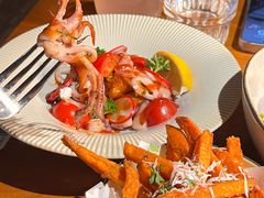 -JINNS锦时 steak&pizza(浸信会礼拜堂旧址店)