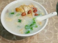 -银记肠粉店(新港西路店)