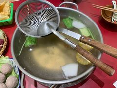 -潮汕·草根牛肉档(上海荟聚城市集市店)