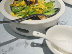 -关东小磨东北菜(漕河泾印象城店)