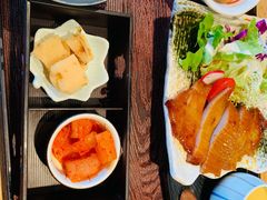 碳烤松板肉定食-味太助·银饭食堂(中华城店)