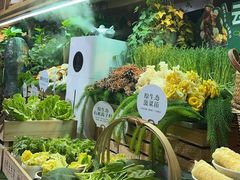-亚马逊蒸汽活海鲜自助(LCM置汇旭辉广场店)