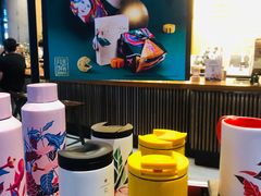 自助取餐区-星巴克臻选(惠州华贸天地1楼店)