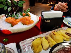 -万岛日本料理铁板烧(梅赛德斯奔驰店)