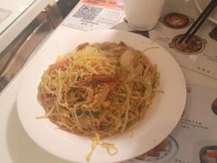 -新大咀港式茶餐厅(宝山万达店)