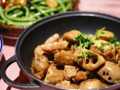 莲藕煮猪手-园林美食城·本土农家菜(杨和镇店)