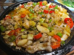 火爆牛蛙-九锅一堂酸菜鱼(新南凯德直营店)