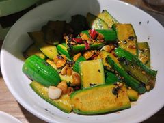 -费大厨辣椒炒肉(吉联MALL店)