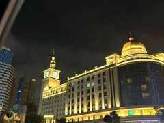 -万绿园
