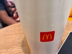 -麦当劳(徐汇漕溪北路百脑汇店)