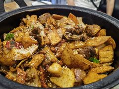 -老钟家烤羊排·敦伊阁清真餐厅胡羊焖饼