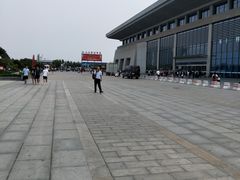 -邯郸东站