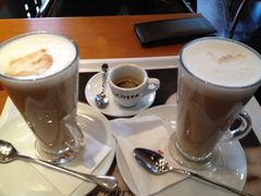 拿铁+意式浓缩-COSTA COFFEE(吴江路店)