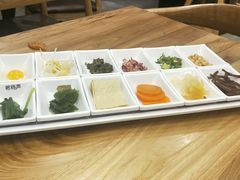 -蒙自源过桥米线(红谷滩万达店)