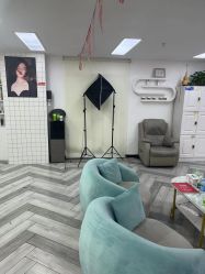 -米娜护肤造型