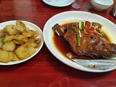 -芦茨金富饭庄·25年老字号·专做稻草鸡