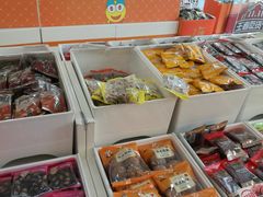 -来伊份(星湖街店)