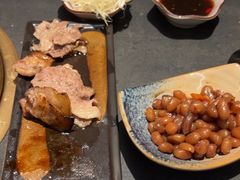 -铭牛烧肉·和牛海鲜自助(高新月牙湖店)