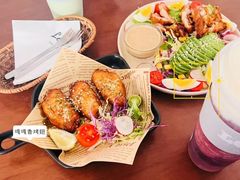 -洛蒂·咖啡与轻食