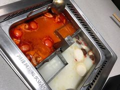-海底捞火锅鲜切牛肉主题店(长寿路店)