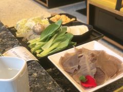 -一席地·本地鸡窝·杭帮鸡火锅(萧山银隆百货店)