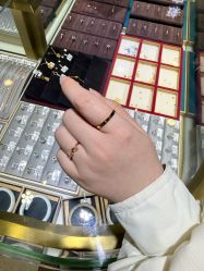 -周大福CHOW TAI FOOK(宝山苏宁易购店)