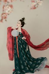 -盘子女人坊古装写真摄影(长春总店)