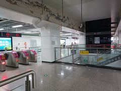 -新南门(地铁站)