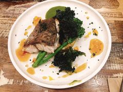 -FLOVIE FLORIST CAFE