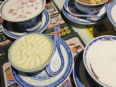 -广信牛奶甜品世家(台东店)