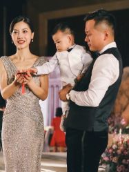 点击看大图 -挪娅婚纱摄影皇家会所