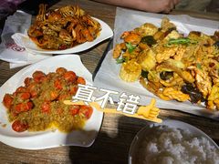 -嗨辣小聚·盘锦河蟹·海鲜烧烤龙虾(盘锦十年好店)